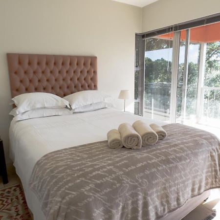 Orangerie Guest House Йоганнесбурґ Екстер'єр фото