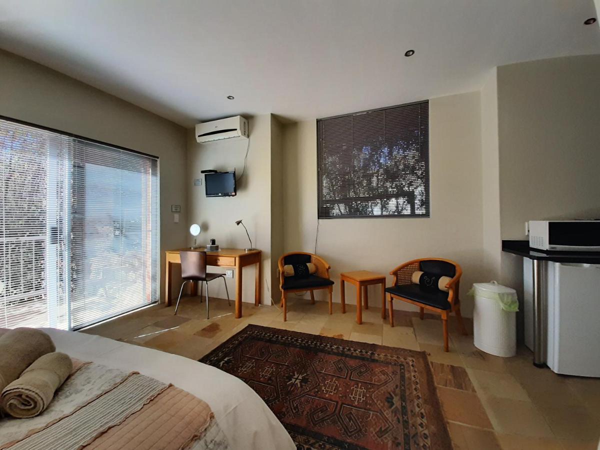 Orangerie Guest House Йоганнесбурґ Екстер'єр фото
